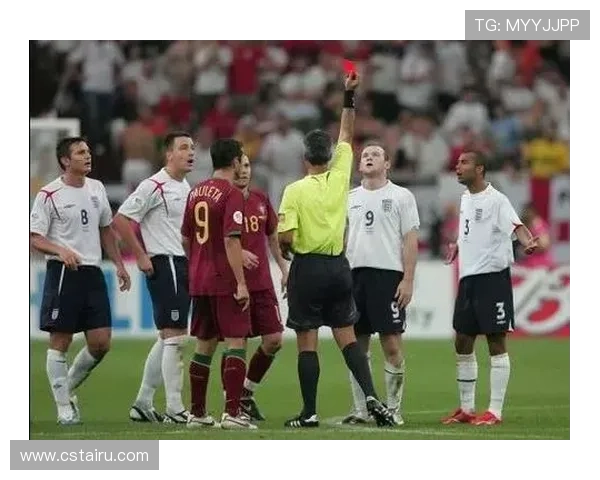 与足球明星同场竞技的精彩瞬间与难忘回忆分享 与足球明星同场竞技的精彩瞬间与难忘回忆分享